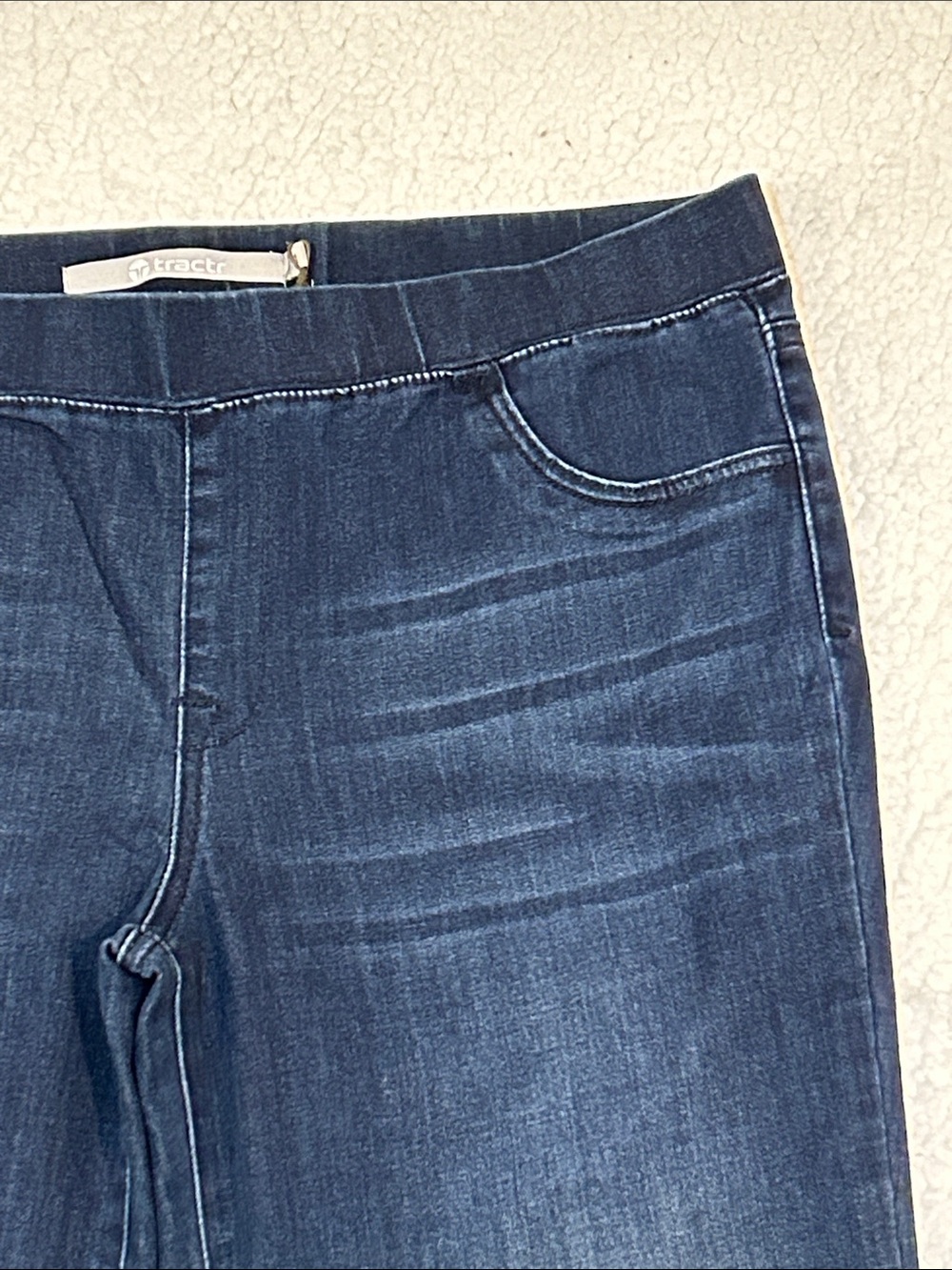 Tractr Pull On Mid Rise Flare Jeans size 31 Dark Wash Western Festival - Picture 4 of 13